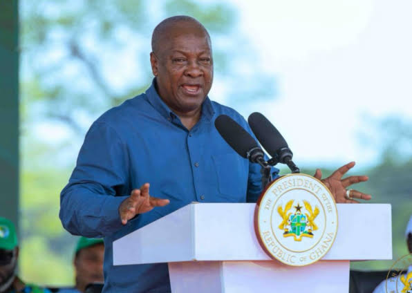 Mahama announces $300m to Improve SHSs, End Double-Track System