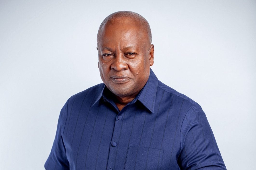 Mahama, appointees contribute GH¢6.1m to Ghana Medical Trust Fund