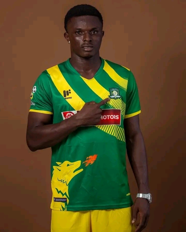 Tragedy Strikes Ghanaian Football: Berekum Chelsea Winger Dominic Frimpong Killed in Armed Robbery