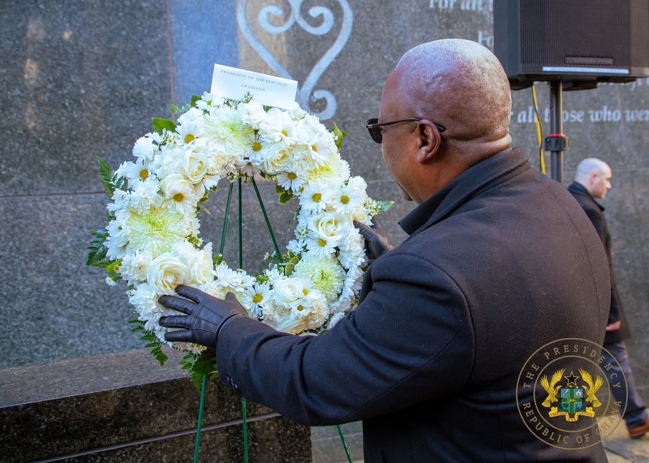 Prez Mahama leads wreath-laying ceremony in honour of enslaved Africans